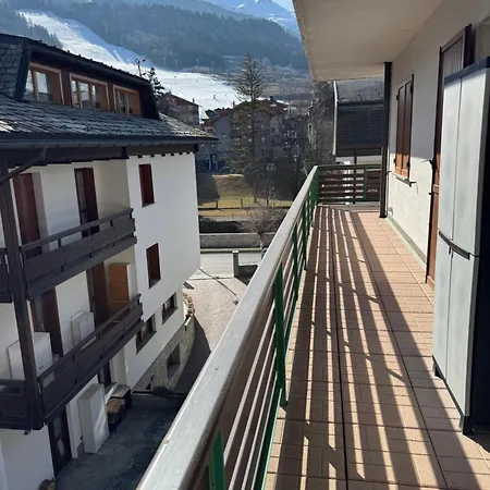 Trilocale Panoramico A Con Vista Mozzafiato Apartmán Bormio