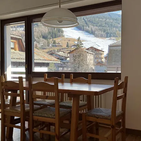 Trilocale Panoramico A Con Vista Mozzafiato * Бормио