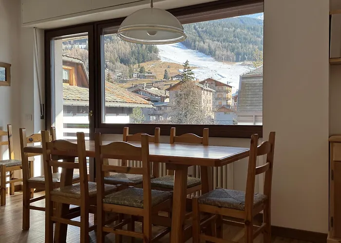 Trilocale Panoramico A Con Vista Mozzafiato * Бормио