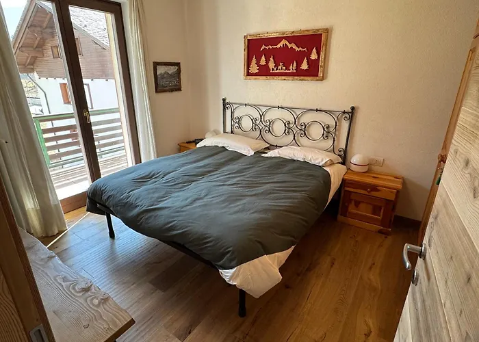 Trilocale Panoramico A Con Vista Mozzafiato Апартаменты *